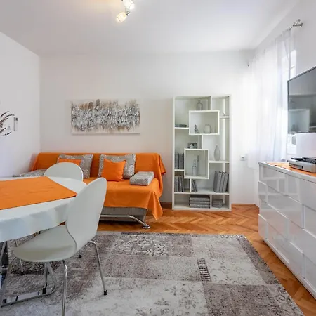 Evica 1 * Crikvenica