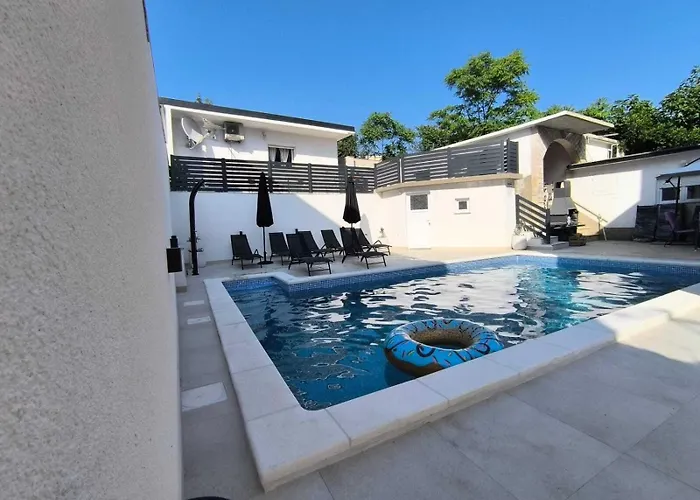 Appartamento Evica 1 *