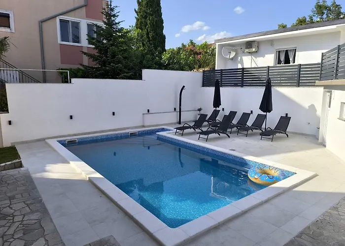 Evica 1 Apartment Crikvenica